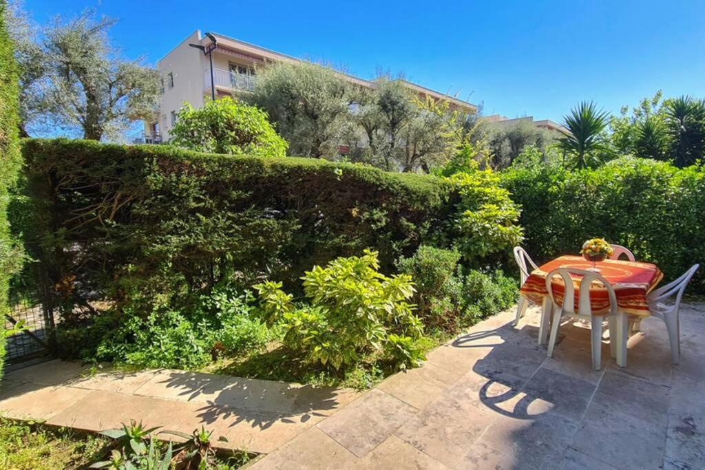 Casalionelantibes 70 Sqm Apartment With Garden And Parking Dış mekan fotoğraf
