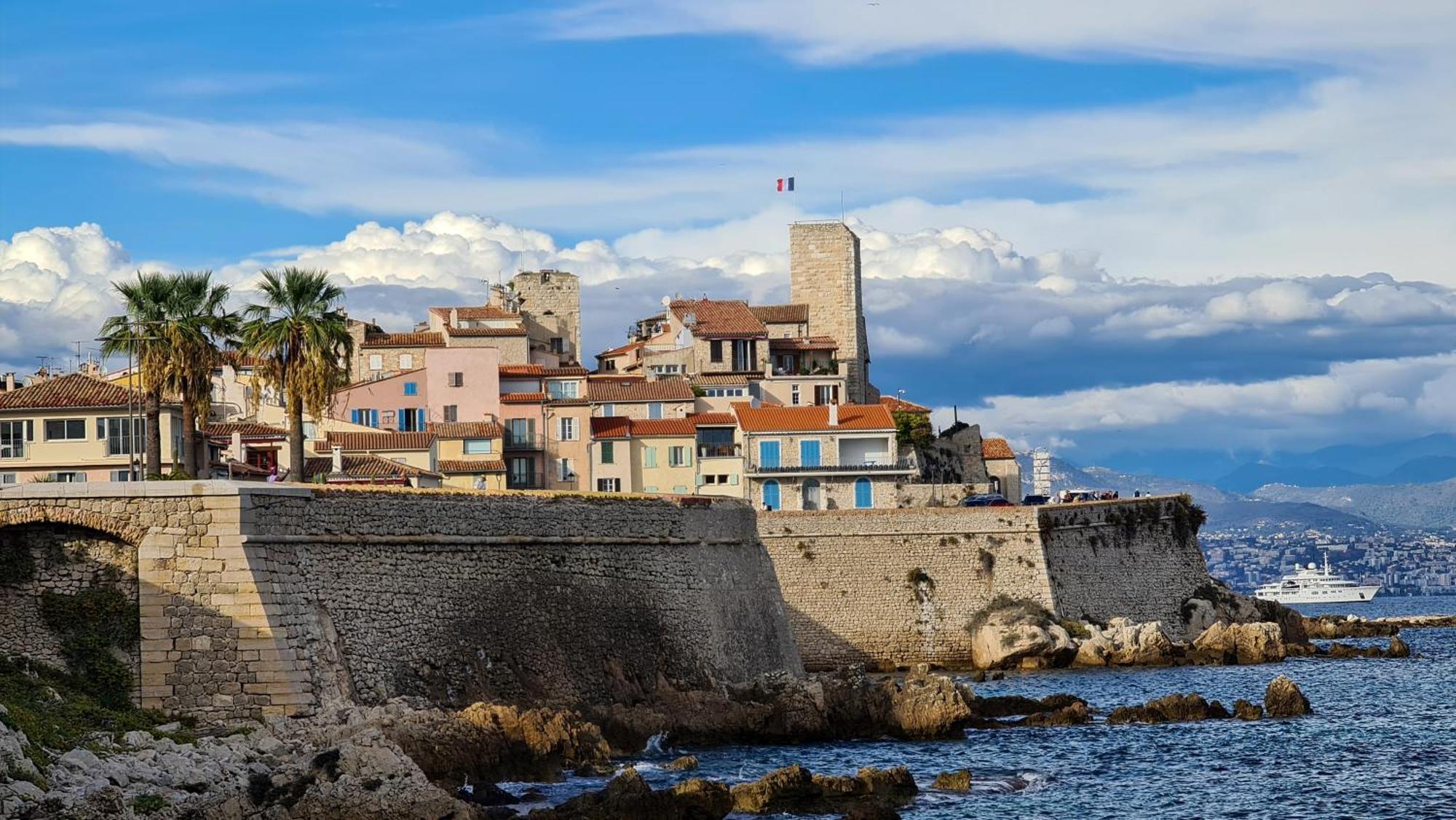 Casalionelantibes 70 Sqm Apartment With Garden And Parking Dış mekan fotoğraf