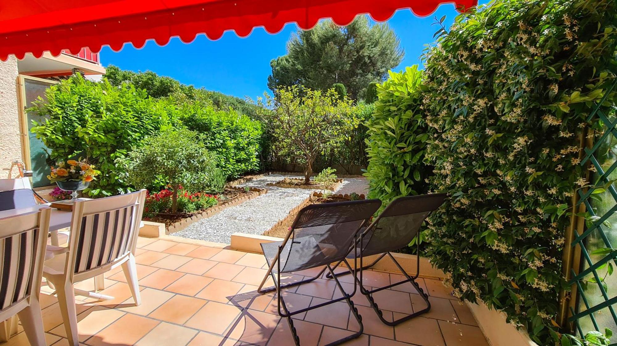 Casalionelantibes 70 Sqm Apartment With Garden And Parking Dış mekan fotoğraf
